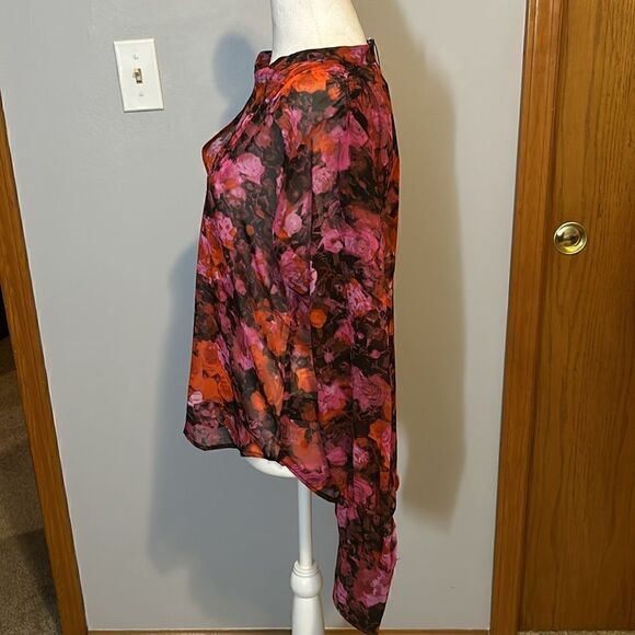 Steve Madden Hudson Chiffon Split-Neck top‎ size M BIN E - Picture 5 of 6